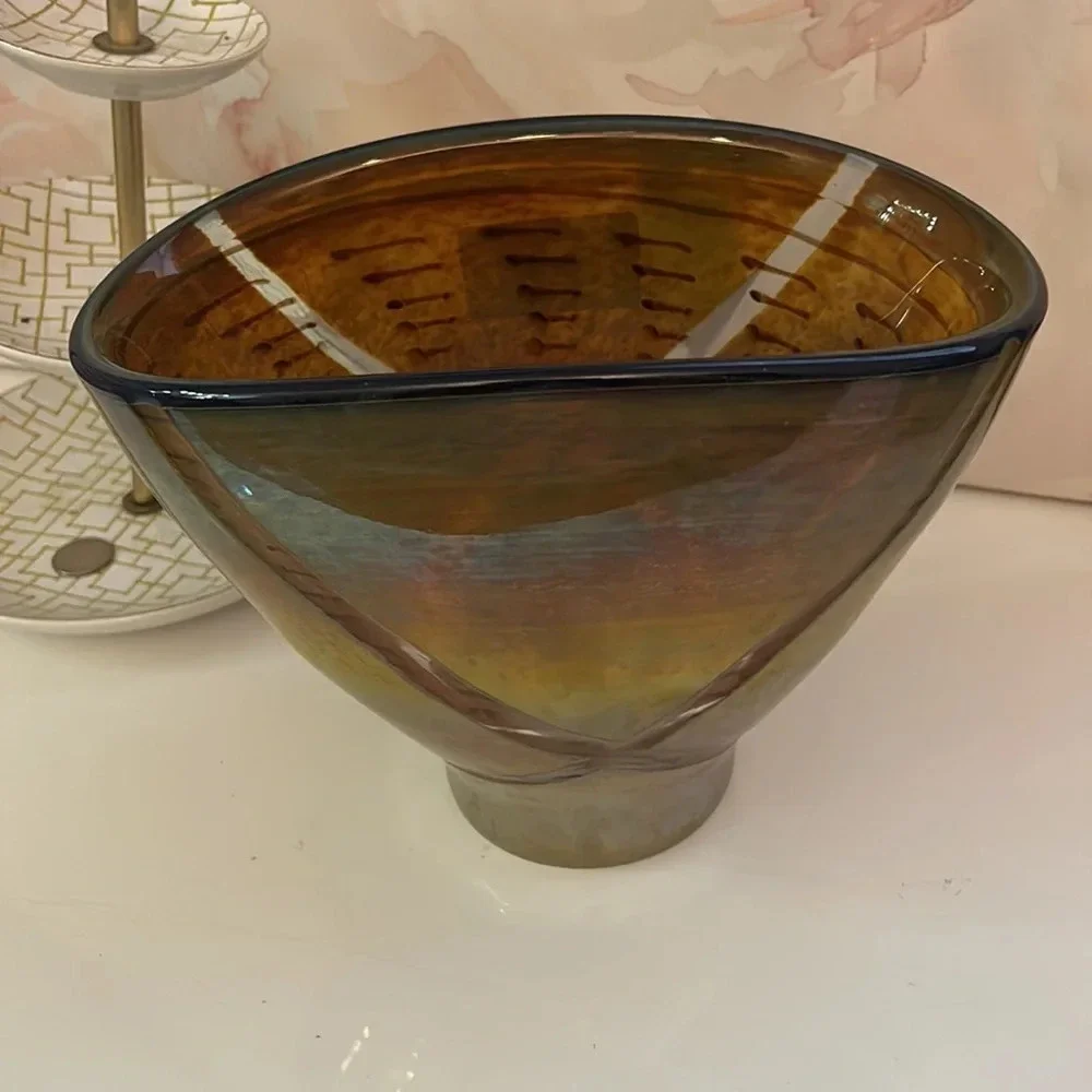 Global Views Art Glass Vase “Blue Pond